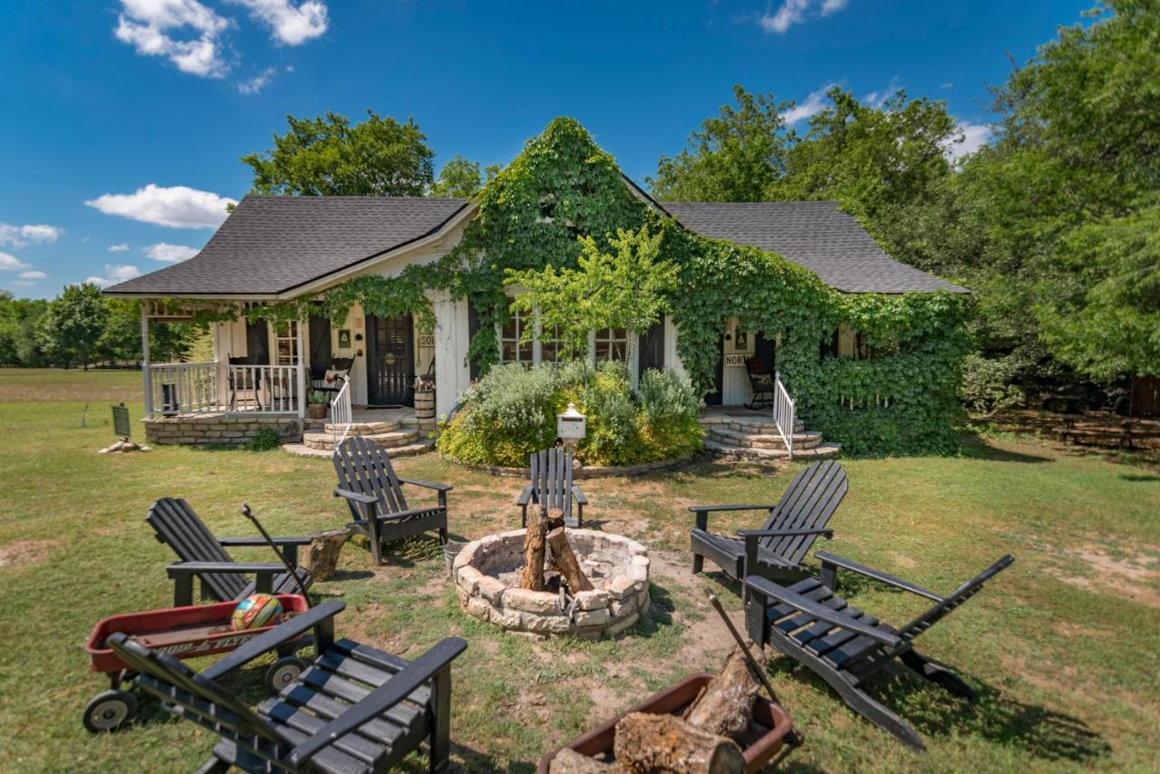 Country Woods Inn Glen Rose Exteriör bild