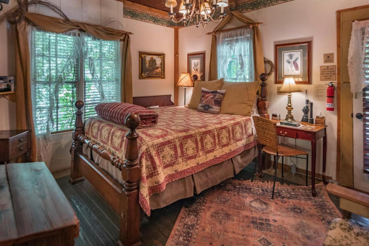 Country Woods Inn Glen Rose Exteriör bild