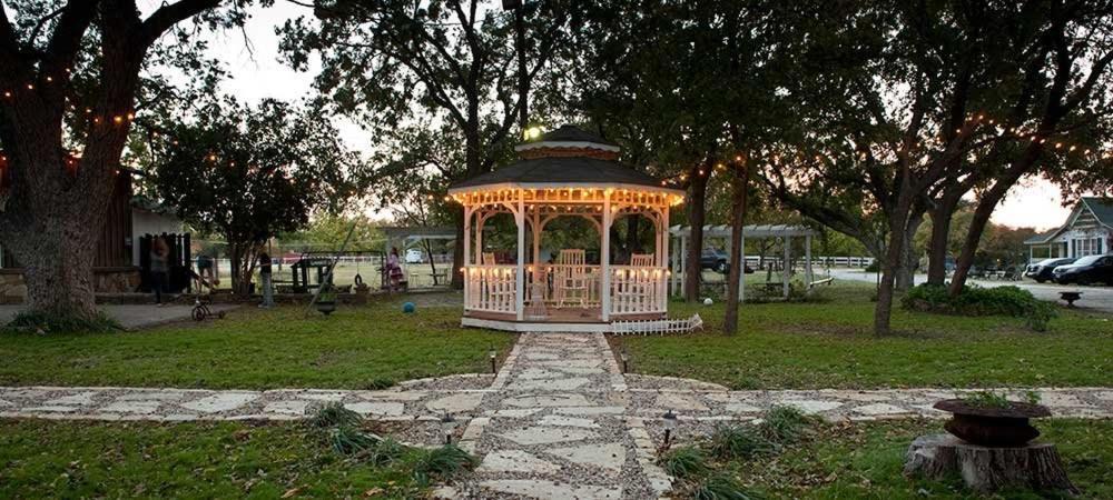 Country Woods Inn Glen Rose Exteriör bild