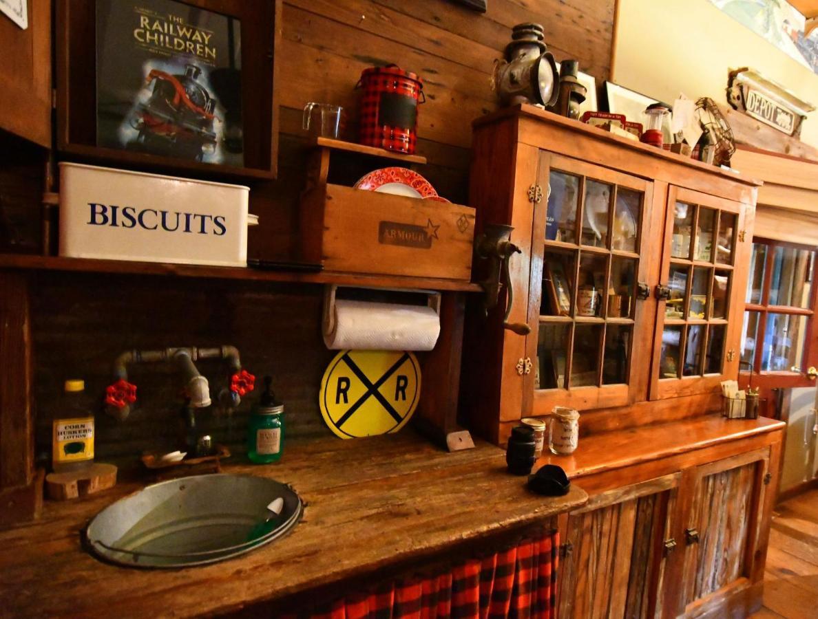 Country Woods Inn Glen Rose Exteriör bild